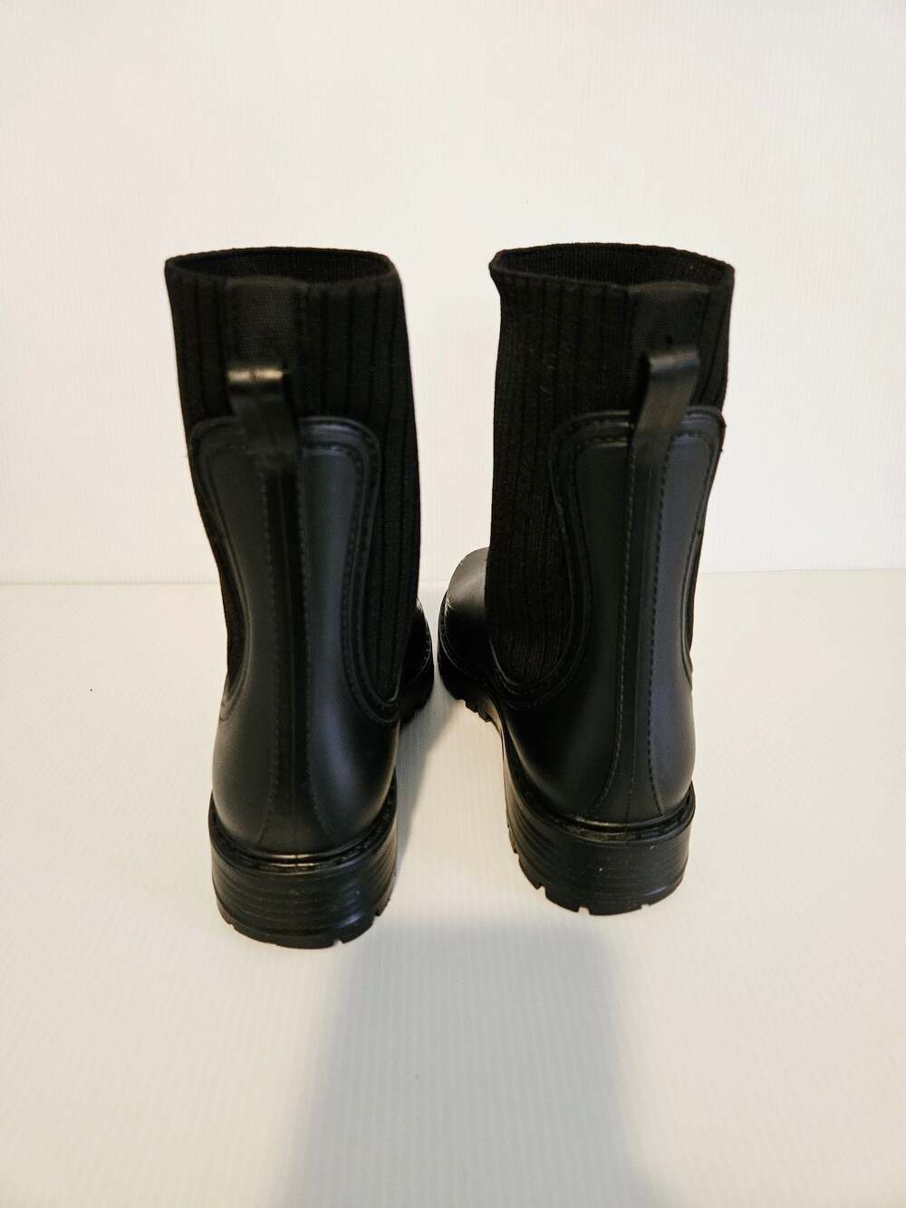 CHAOMIQU Women's Mid-Calf Black Waterproof Rain Boots with Ribbed Knit Cuff - Picture 7 of 11